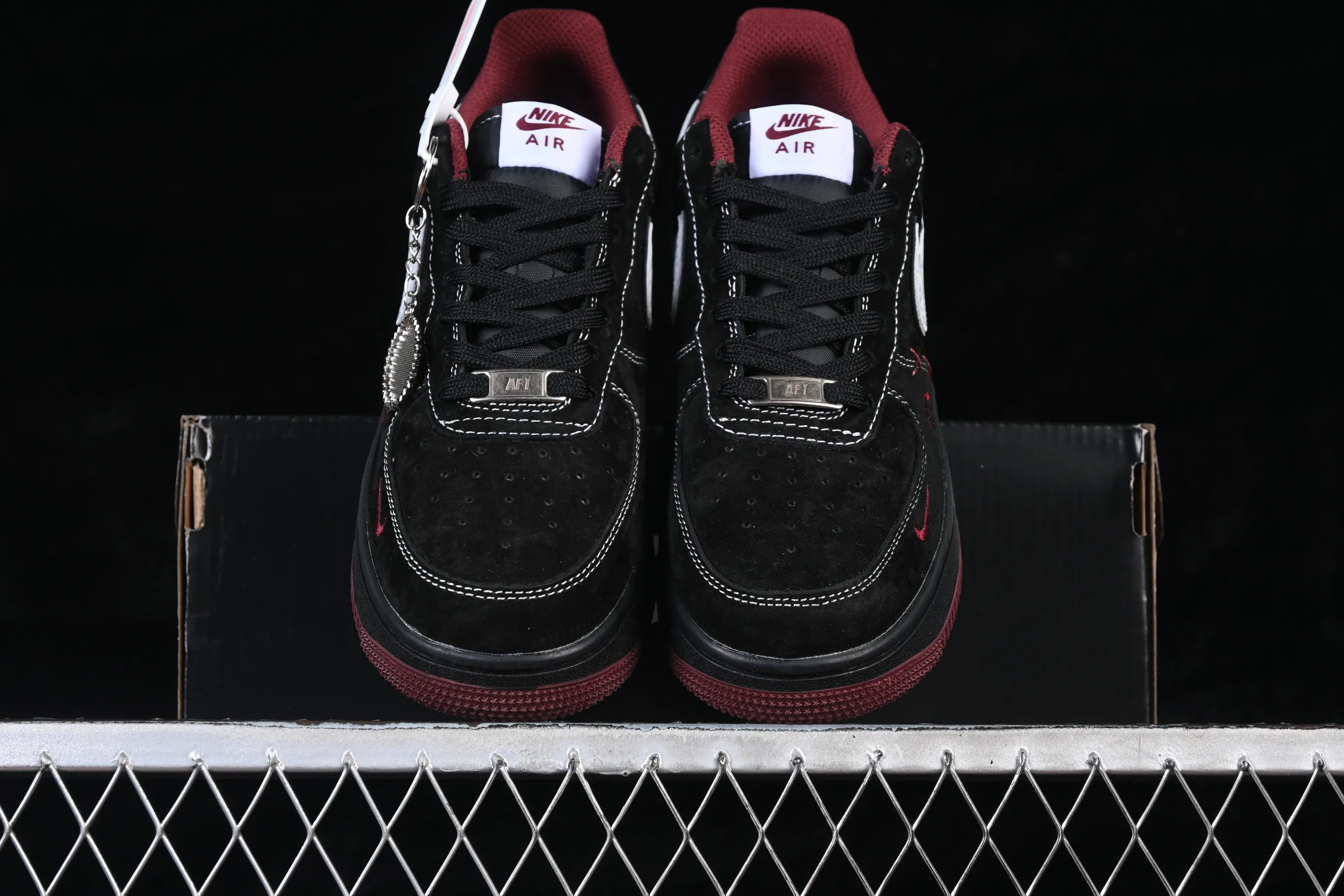 All categories Nk Air Force 1 Air Force series Nk Air Force 1 Low Air Force low top Nike Air Force 1'07 Low Supreme joint black and red grimace Air Force 1 low top casual sneakers XZ6188-117